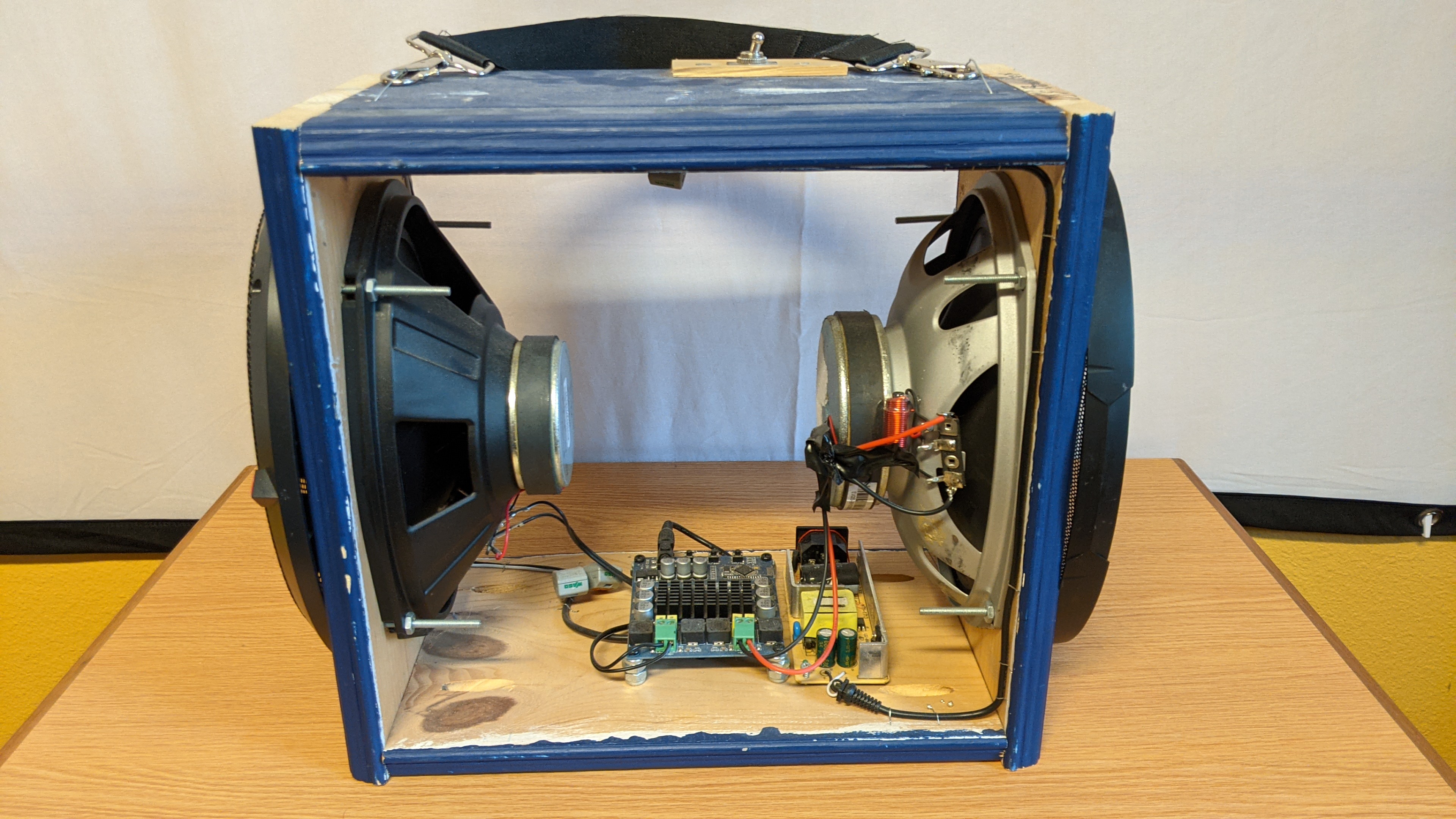 Boombox Front